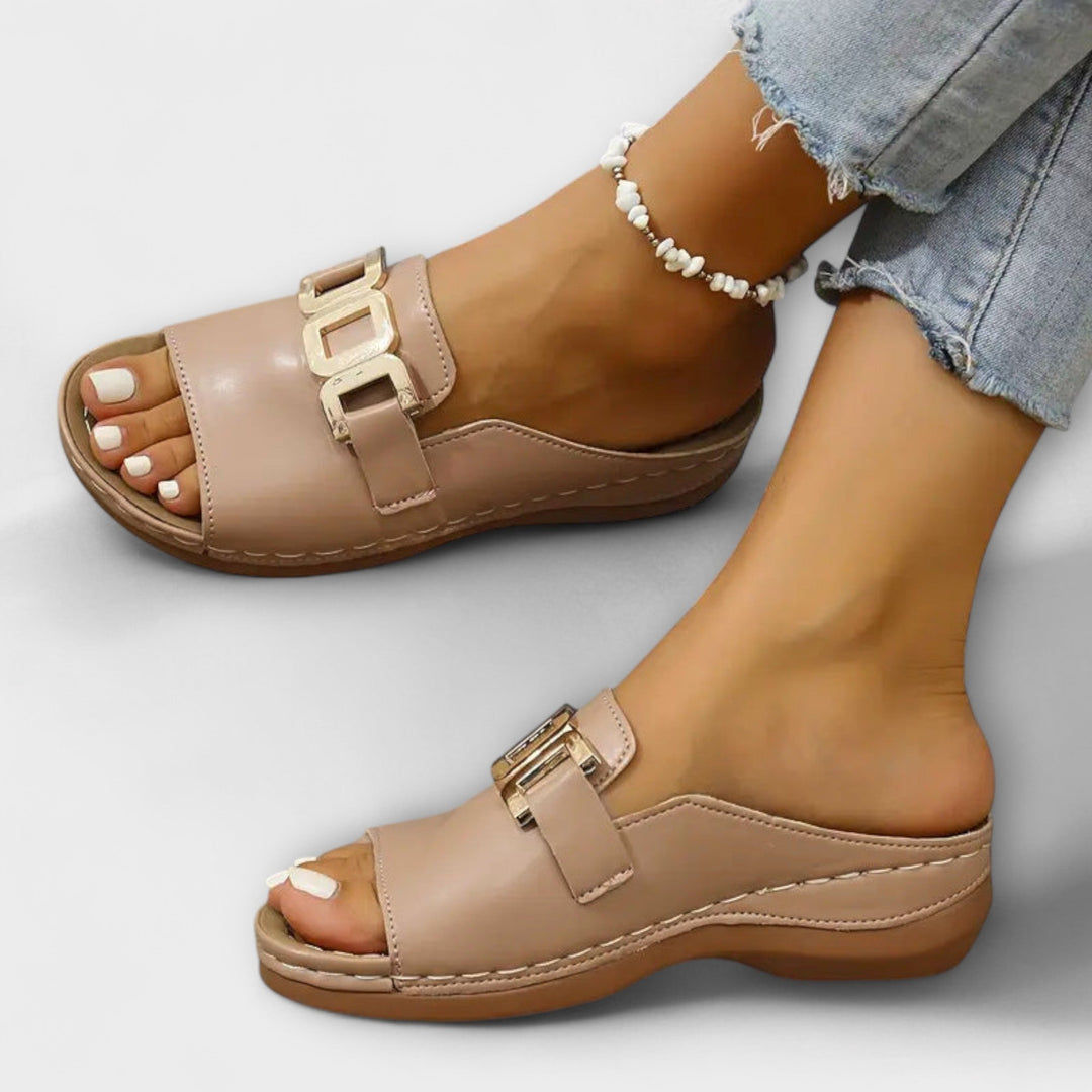 Tinsley – Buckled Slip-On Slides