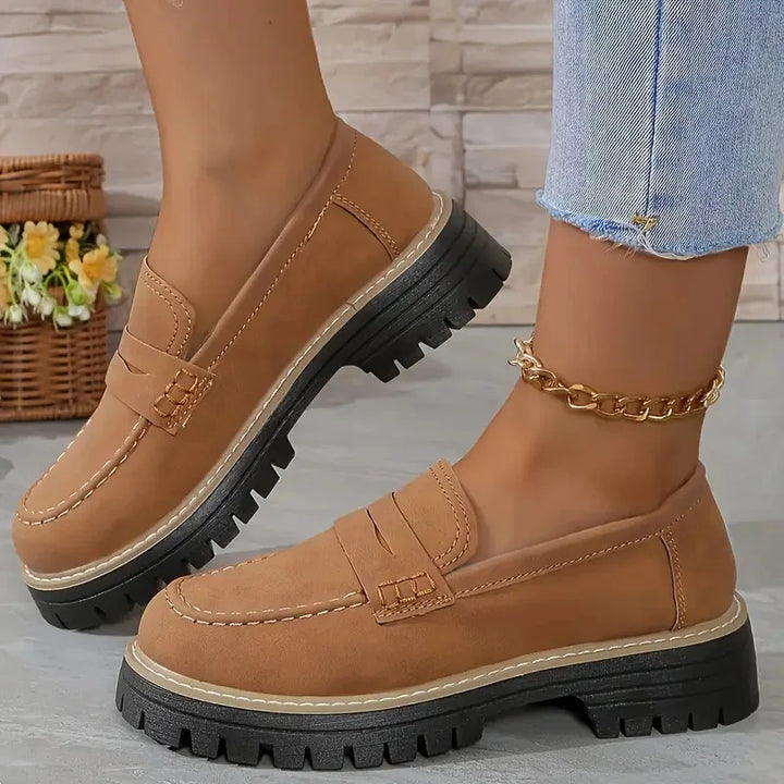 MeyChic™ Classic Loafer – Effortless Elegance for Every Step